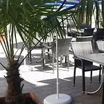 Ferienwohnungen&monteurunterkunft Mainbogen-blick Apartment *
