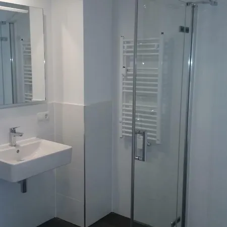 & Monteurunterkunft 